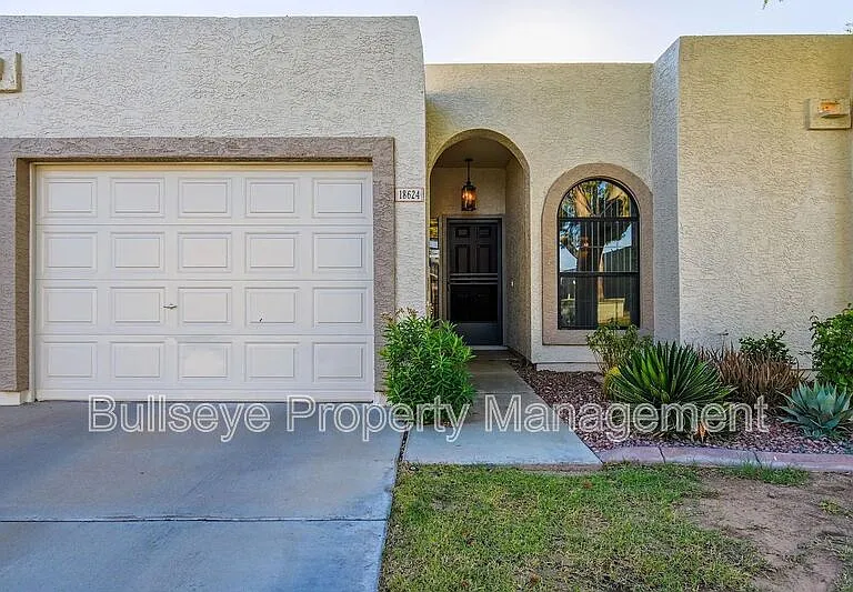 18624 N 93rd Ave — Photo 1
