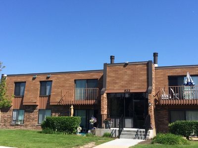 622 Waterford Rd S APT 2A, Schaumburg, IL, 60193