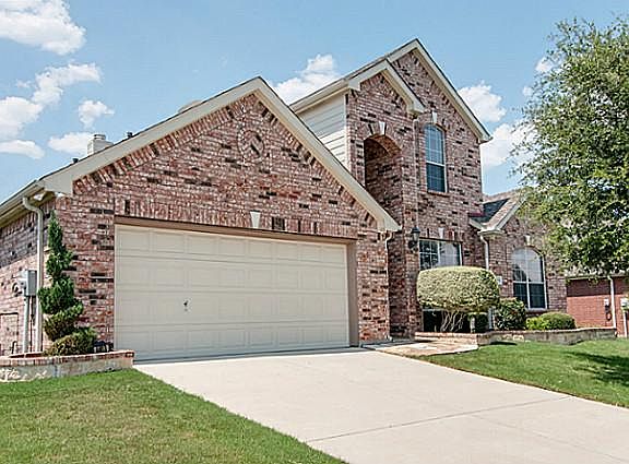 2nd image of 4403 Meadow Knoll Ln
