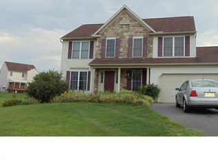 224 W Walnut Tree Dr, Blandon, PA 19510