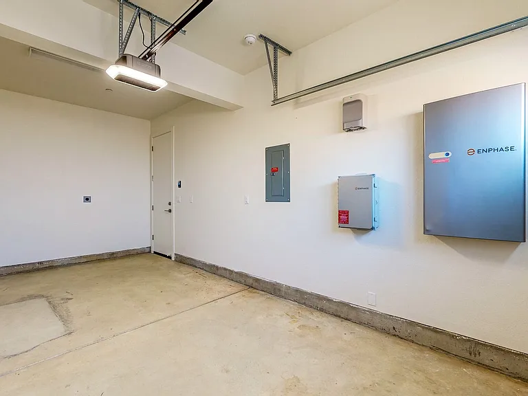4739 Ima Ln — Photo 32