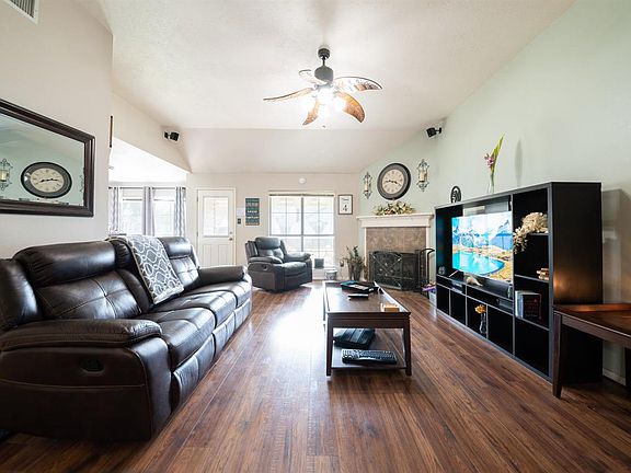 3rd image of 5704 Alece Ln