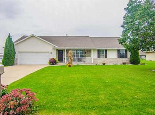 115 Golden Wheat Ln, Wrightstown, WI 54180