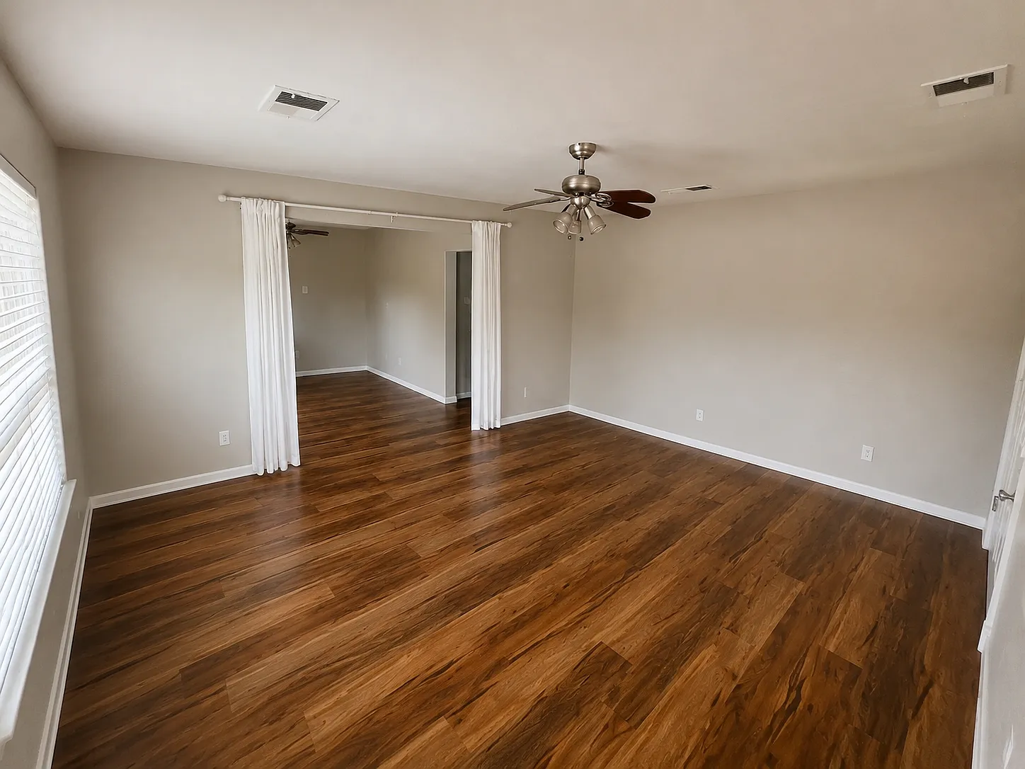 Delamar Ave NW, Albuquerque — Photo 4