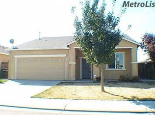 1820 Los Pajaros Way, Modesto, CA 95358