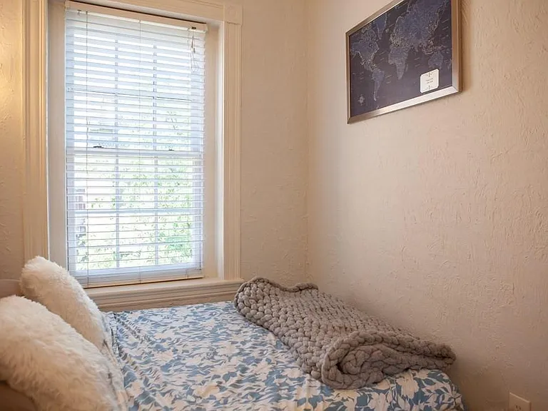 42 Anderson St #4 — Photo 10