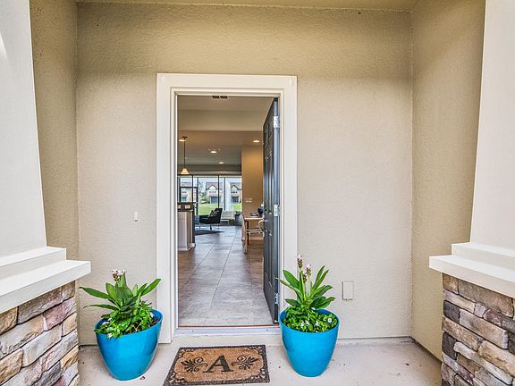 4th image of 7023 Berrybrook Dr