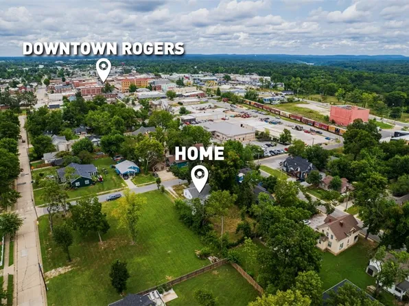 210 W Pine St, Rogers, AR 72756