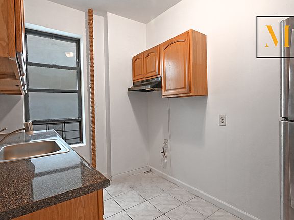 2nd image of 25-54 38th St #2C