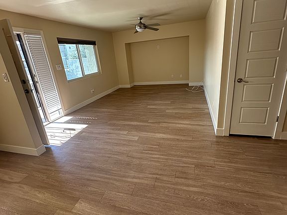 4th image of 3309 N 70th St Unit 210