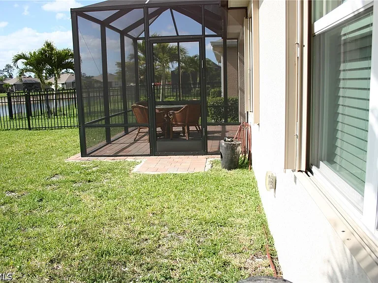 20056 Sweetbay Dr — Photo 40