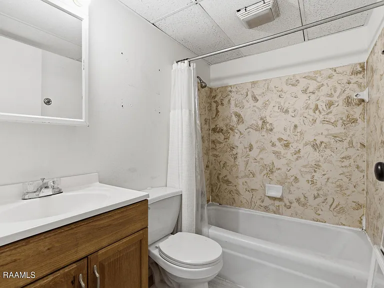 131 Butcher St #C — Photo 8