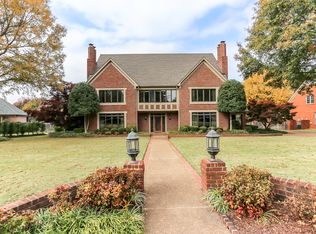 8706 Classic Dr, Memphis, TN 38125