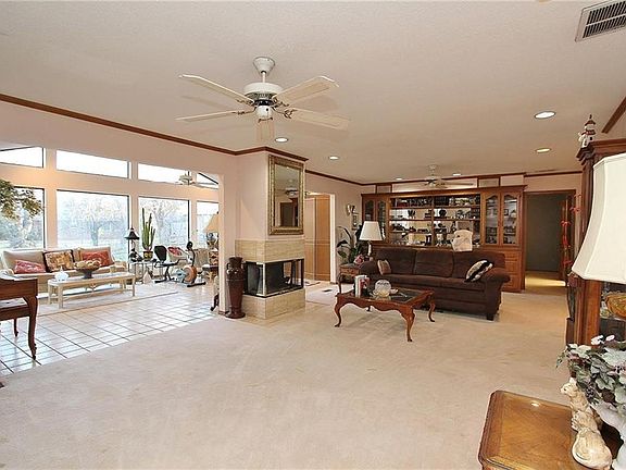 4th image of 11116 Bristol Ct
