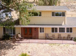 23407 Oxnard St, Woodland Hills, CA 91367