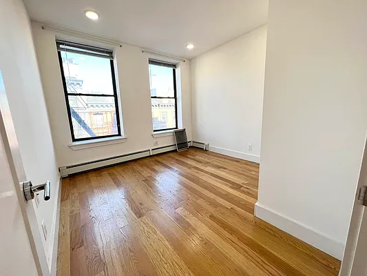 Rented by EastMount Realty LLC | media 5
