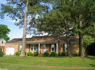 933 Hanbury Ct, Chesapeake, VA 23322