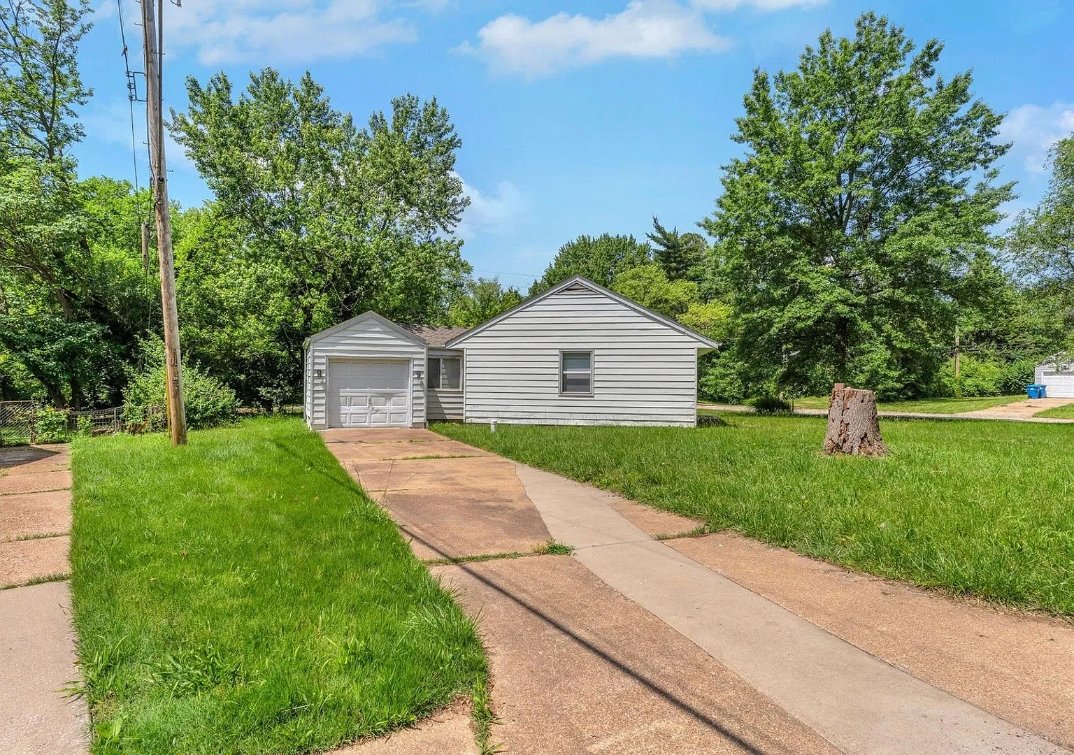 Charming 3BR House in Saint Louis — Photo 4