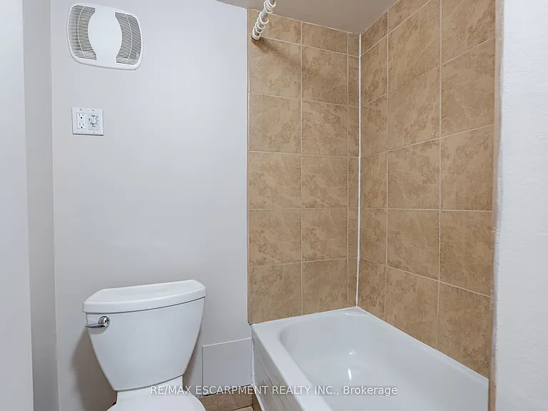 89 Carrick Ave #3 — Photo 9
