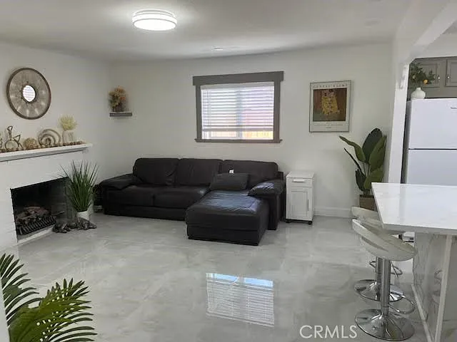 2734 Grove St — Photo 10