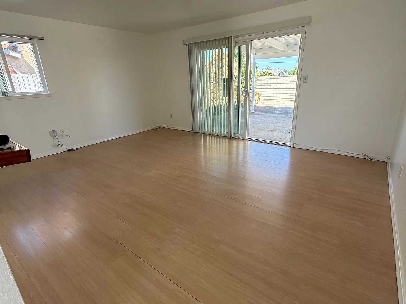 4 bed, 3.5 bath, 1521 sqft, $4,200 — Photo 3
