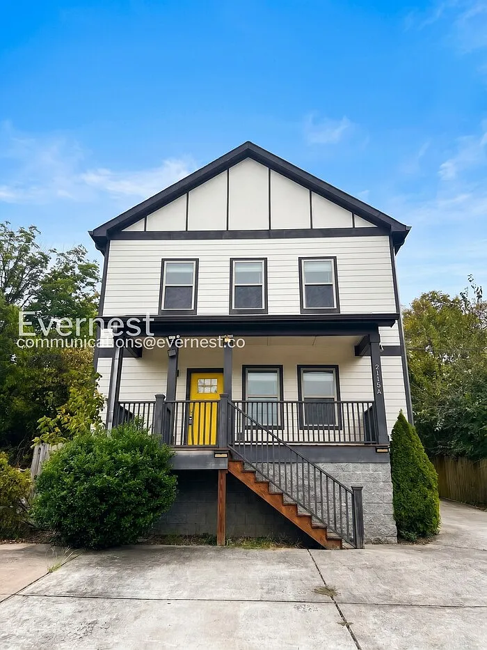 3 bed, 2.5 bath, 1700 sqft, $2,695 — Photo 1