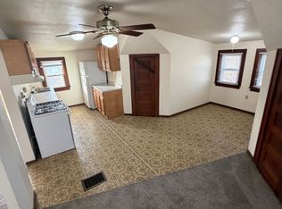 614 Douglas Ave APT 3, Des Moines, IA 50313