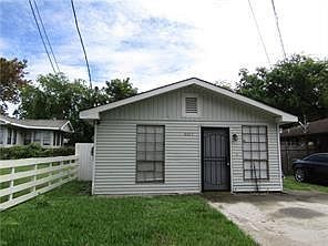 1st image of 8011 Tarpon St