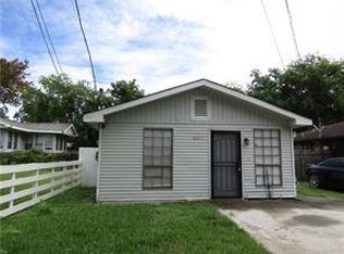 8011 Tarpon St, New Orleans, LA 70126