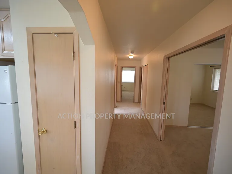 1464 Heath Rd — Photo 15