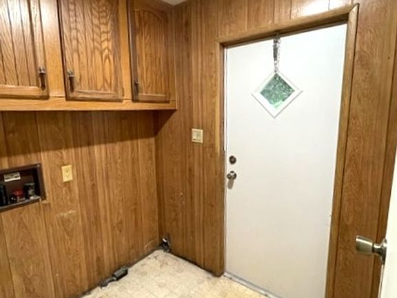 5th image of 216 Biltmore Dr