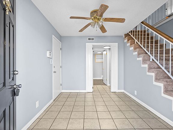 5th image of 124 Bayview Dr