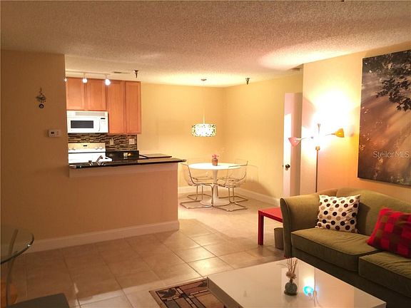 5th image of 10263 Gandy Blvd N APT 103