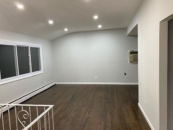 2nd image of 28 Sally Ln