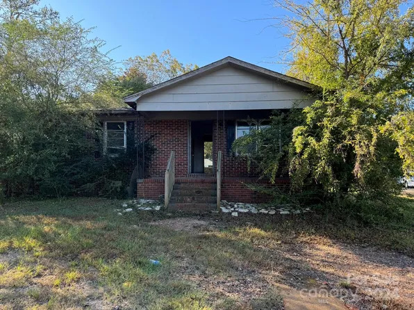 102 Arbor Ct, Chester, SC 29706