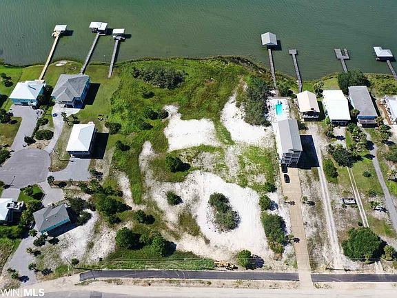 3rd image of 1444 W Lagoon Ave