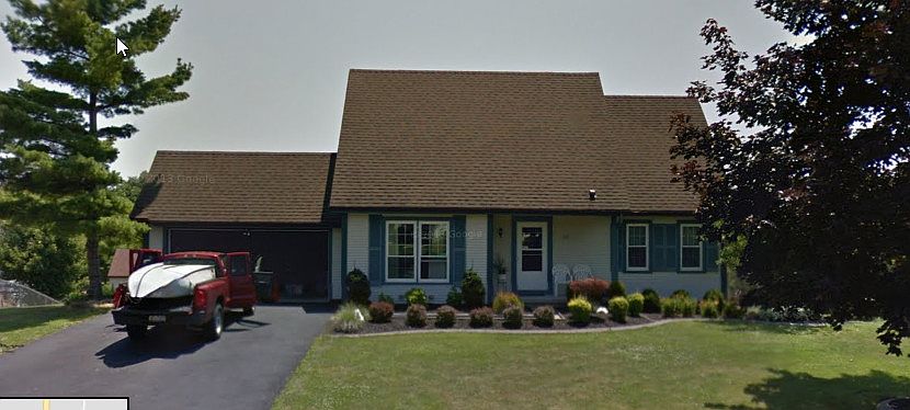 1st image of 14 Chiswick Dr