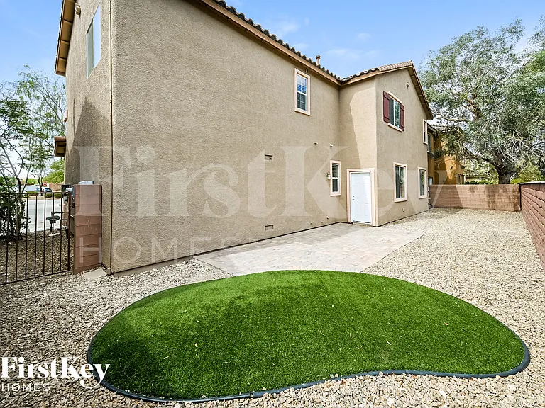 8324 Mokena Ave — Photo 15