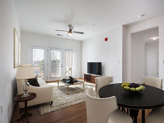 2nd image of 1535 Newbridge #7-201