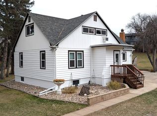 2830 Falls Dr, Rapid City, SD 57702