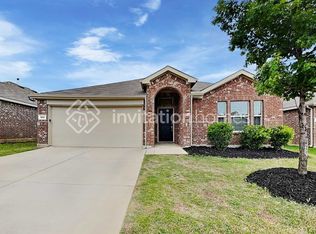1800 Alamandine Ave, Crossroads, TX 76227