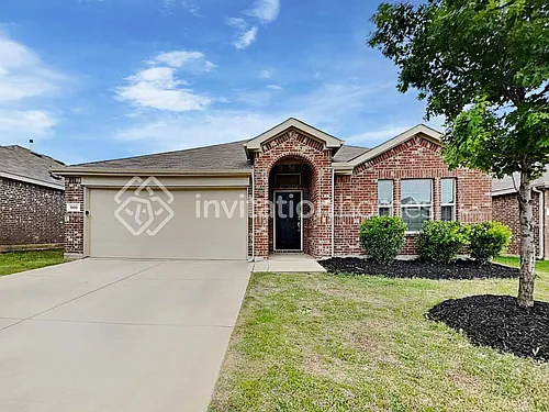 1800 Alamandine Ave Photo 1