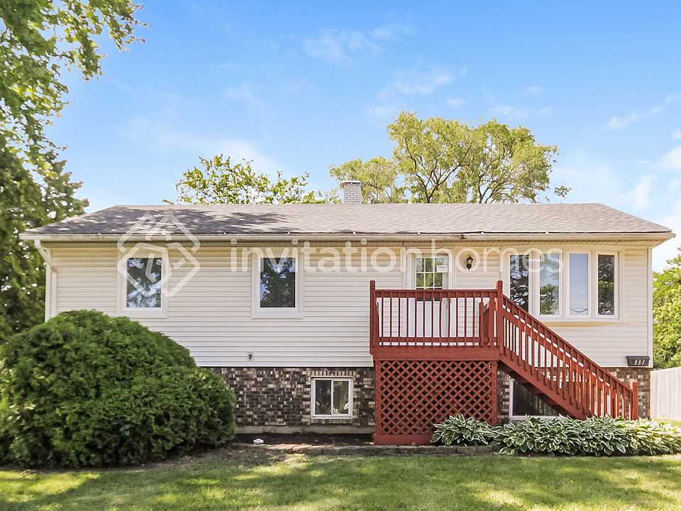 1st image of 337 E Fullerton Ave