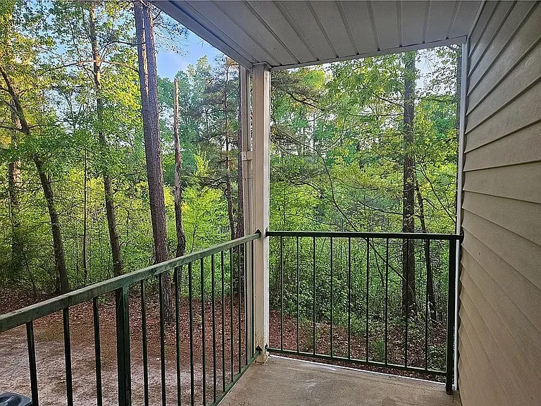 3375 Galleria Dr — Photo 19