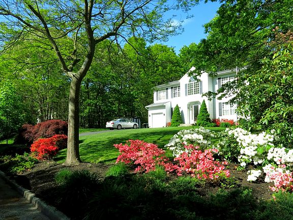 2nd image of 44 Florence Dr