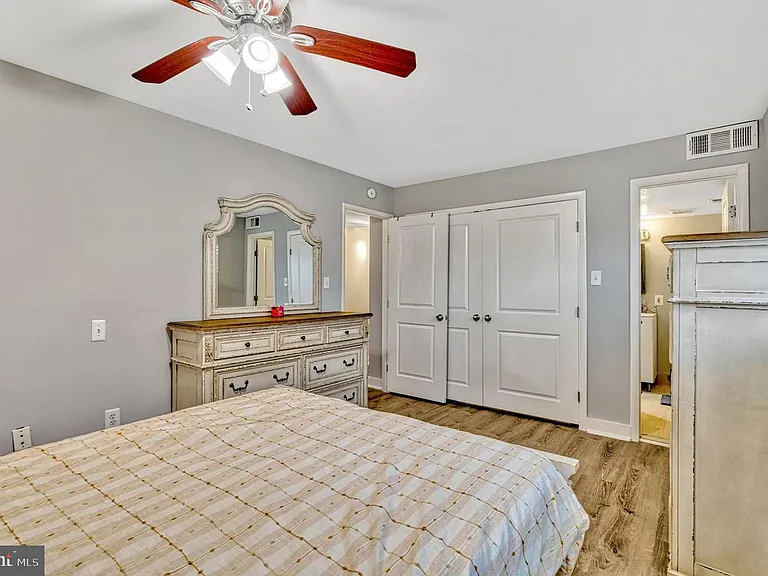 7847 Enola St #7847 — Photo 18