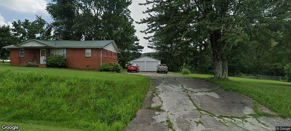 1st image of 245 Mortons Gap Rd