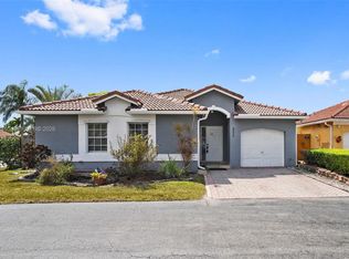 8050 SW 157th Pl, Miami, FL 33193