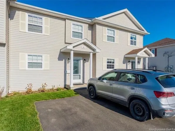 50 Firmin Cres, Dieppe, NB E1A 7T1