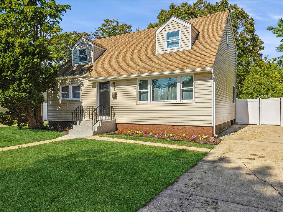 1st image of 129 N Linden Street